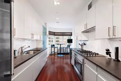 300 E 55th Street #23B, New York City, NY 10022 - Photo 2