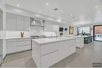 238 W 74th Street #House, New York City, NY 10023 - Photo 6