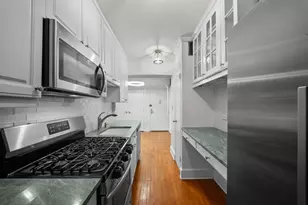 315 E 69th St, New York, NY 10021 - Photo 14