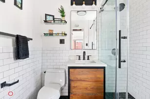 201 W 21st St, New York, NY 10011 - Photo 6