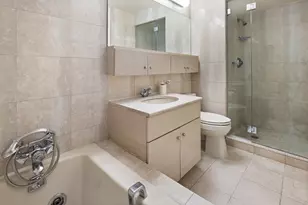 160 W 66th St, New York City, NY 10023 - Photo 8