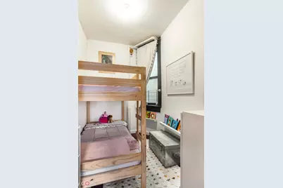 241 E 7th Street #5A, New York, NY 10009 - Photo 4
