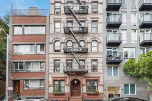 241 E 7th St, New York, NY 10009 - Photo 8