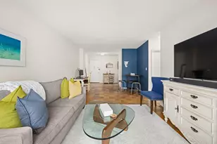 178 E 80th St, New York City, NY 10075 - Photo 4