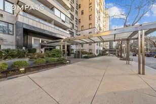 860 5th Ave, New York City, NY 10065 - Photo 16