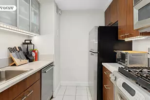 217 E 96th St, New York, NY 10128 - Photo 4