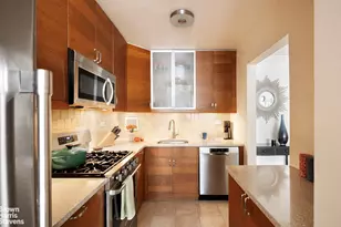 200 E 27th St, New York City, NY 10016 - Photo 6