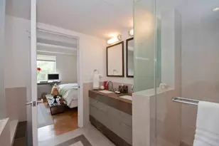 160 Central Park S, New York City, NY 10019 - Photo 6