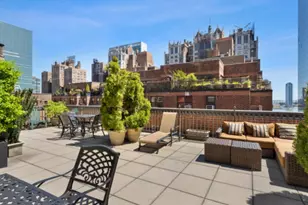 305 E 40th St, New York City, NY 10016 - Photo 10