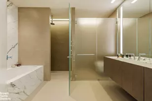 121 E 22nd St, New York City, NY 10010 - Photo 10
