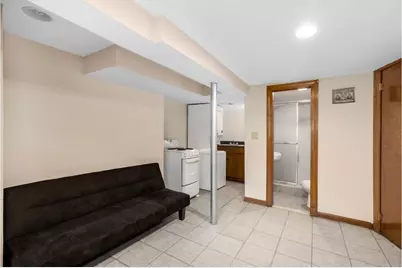 315 E 28th Street, New York City, NY 11226 - Photo 24