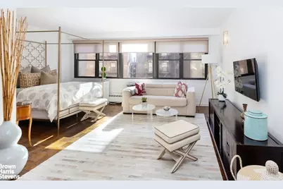 210 E 15th Street #5H, New York City, NY 10003 - Photo 2