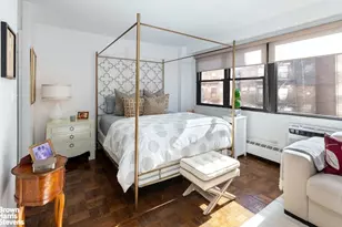 210 E 15th St, New York City, NY 10003 - Photo 4