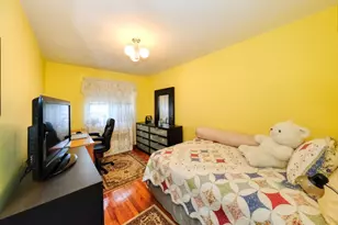 29-30 137th St, New York City, NY 11354 - Photo 10