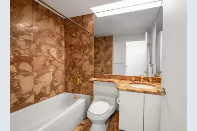 188 E 64th Street #903, New York City, NY 10065 - Photo 24