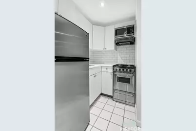 27 W 16th Street #2D, New York City, NY 10012 - Photo 4