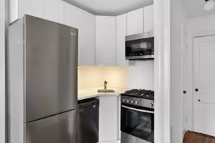 88 Horatio St, New York City, NY 10014 - Photo 8