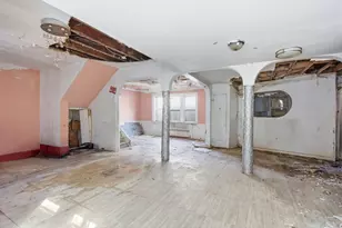 27 E 18th St, New York City, NY 11226 - Photo 6
