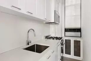 11 W 81st St, New York City, NY 10024 - Photo 4