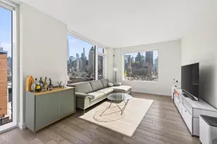 505 W 43rd St, New York City, NY 10036 - Photo 2