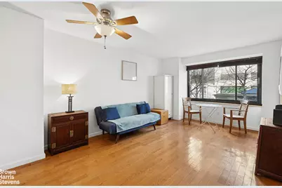 300 Albany Street #2D, New York City, NY 10280 - Photo 6