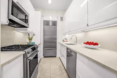 62 W 62nd Street #4D, New York, NY 10023 - Photo 8