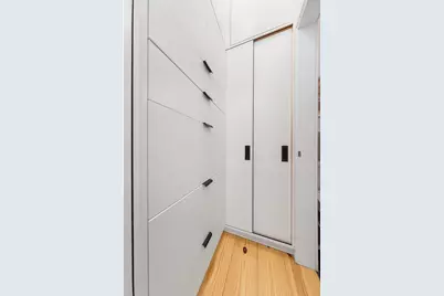 92 Horatio Street #5B, New York City, NY 10014 - Photo 6