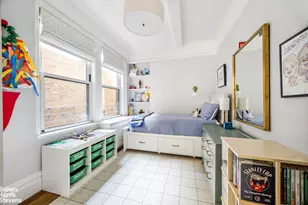 215 W 78th St, New York City, NY 10024 - Photo 8