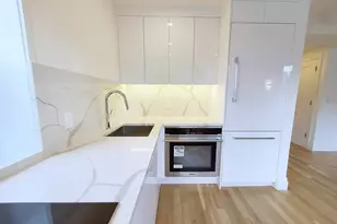 365 W 20th St, New York City, NY 10011 - Photo 28