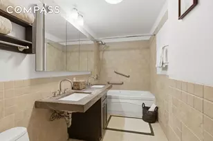 145 Park Pl, New York City, NY 11217 - Photo 8