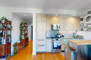 24-16 Queens Plaza S, New York City, NY 11101 - Photo 6
