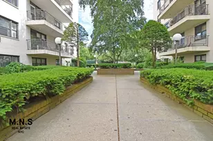 3090 Voorhies Ave, New York City, NY 11235 - Photo 8