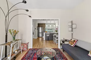 21-45 44th Dr, New York City, NY 11101 - Photo 2