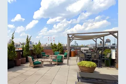 21-45 44th Drive #4-I, New York City, NY 11101 - Photo 20