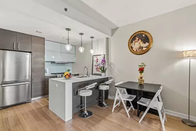 21-45 44th Drive #4-I, New York City, NY 11101 - Photo 6