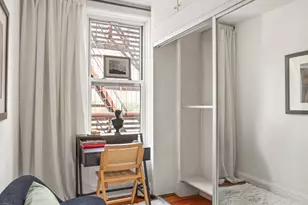 210 E 17th St, New York City, NY 10003 - Photo 4