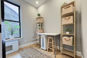 22 Leroy St, New York City, NY 10014 - Photo 10