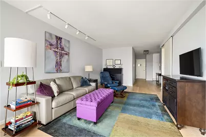 44 W 62nd Street #7F, New York City, NY 10023 - Photo 2