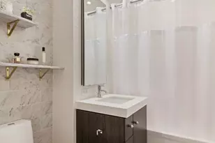 416 W 52nd St, New York City, NY 10019 - Photo 6