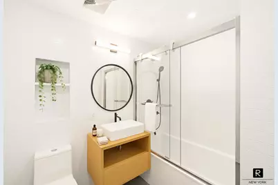 340 Metropolitan Avenue #5-B, New York City, NY 11211 - Photo 6
