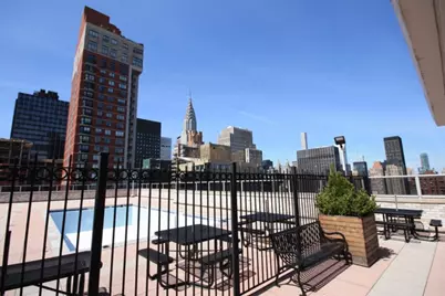 300 E 40th Street #5G, New York City, NY 10016 - Photo 10