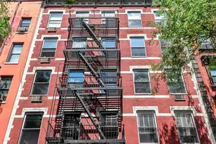 305 W 55th St, New York City, NY 10019 - Photo 6