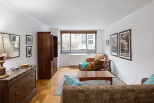 2025 Broadway, New York City, NY 10023 - Photo 1