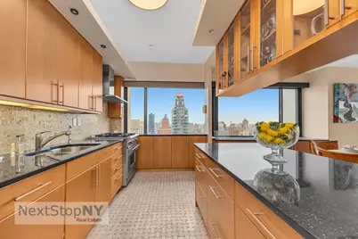 300 E 59th Street #PH06, New York City, NY 10022 - Photo 6