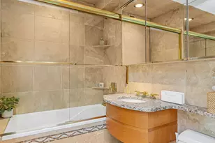 300 E 59th St, New York City, NY 10022 - Photo 12