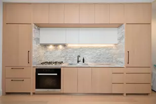 517 W 29th St, New York, NY 10001 - Photo 6