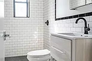 46-32 Vernon Blvd, New York City, NY 11101 - Photo 4