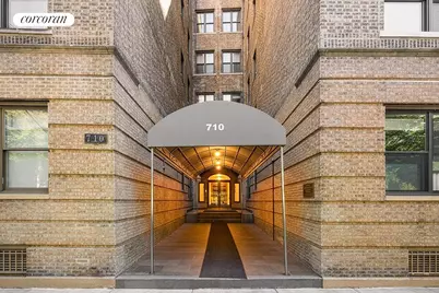 710 Riverside Drive #2D, New York City, NY 10031 - Photo 8