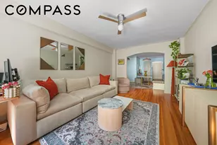 310 W 55th St, New York City, NY 10019 - Photo 2