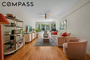 310 W 55th St, New York City, NY 10019 - Photo 2